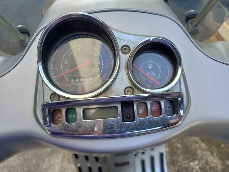 Vespa 125 iget sport edition รูปที่ 6
