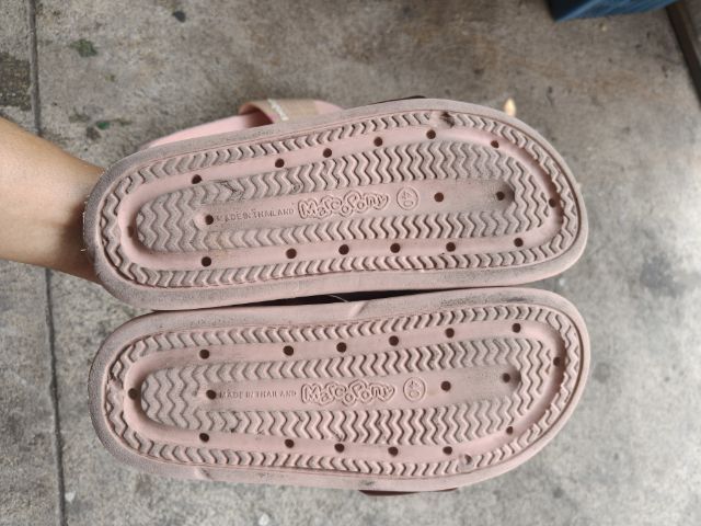 รองเท้า รูปที่ 2