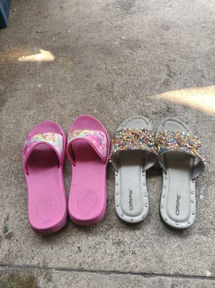 รองเท้าแตะ