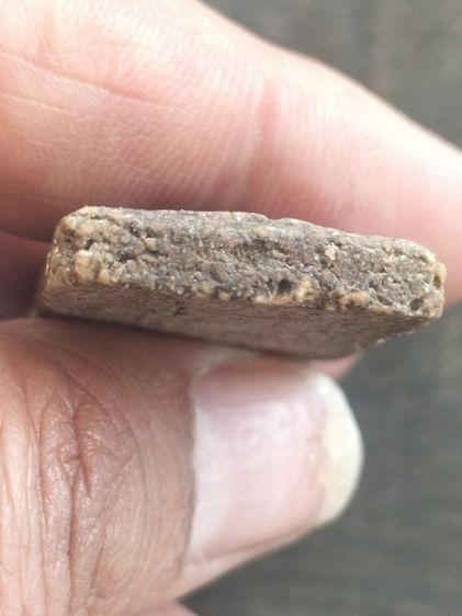 สมเด็จพิมพ์ใหญ่มีมวลสารเก่าๆ รูปที่ 11