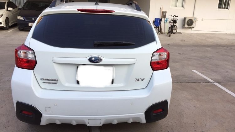 Subaru XV 2016 2.0 4WD Utility-car เบนซิน เกียร์อัตโนมัติ ขาว รูปที่ 4