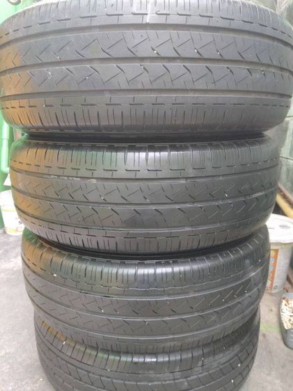 ยาง bridgestone 235-65-16ยางสภาพดีดอกเต็มสนใจติดต่อ 061-496-8572 รูปที่ 3