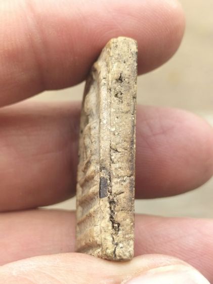 สมเด็จวัดระฆังพิมพ์ใหญ่เนื้อสวยนุ่มมีมวลสารเก่าๆ รูปที่ 4