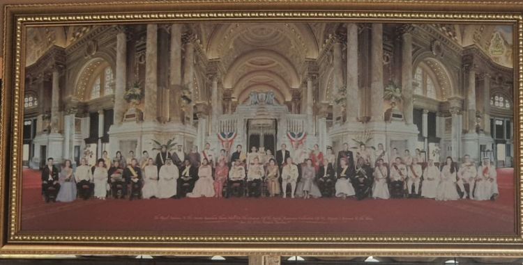 ภาพถ่ายพร้อมกรอบ all kings