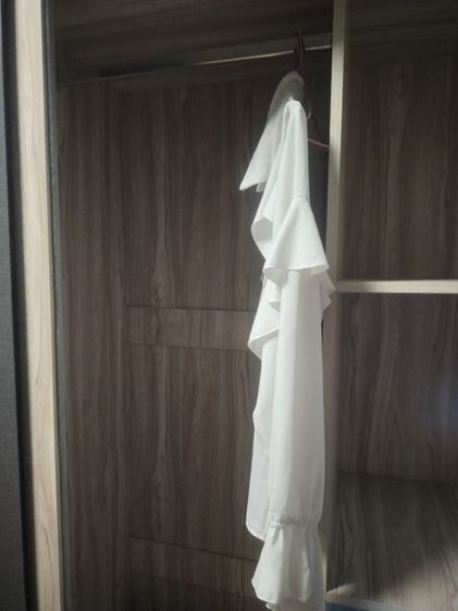 ตู้เสื้อผ้าไม้อคิลิค รูปที่ 3