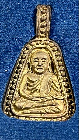 หลวงพ่อเงิน วัดบางคลาน รุ่นเมตตาบารมี เนื้อทองเหลือง พ.ศ.2545 พร้อมตลับเดิม รูปที่ 4