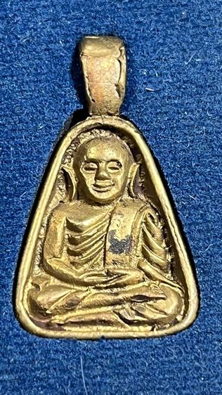 หลวงพ่อเงิน วัดบางคลาน รุ่นเมตตาบารมี เนื้อทองเหลือง พ.ศ.2545 พร้อมตลับเดิม รูปที่ 5