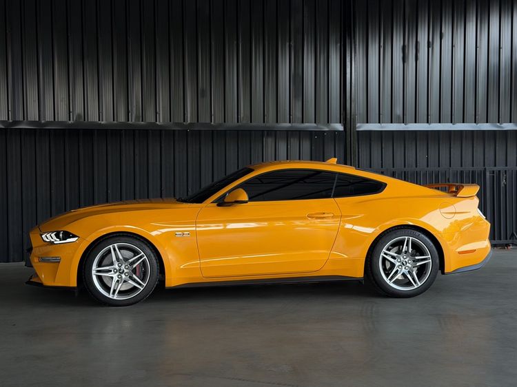 Ford Mustang 2023 5.0 GT Sedan เบนซิน เกียร์อัตโนมัติ เหลือง รูปที่ 4