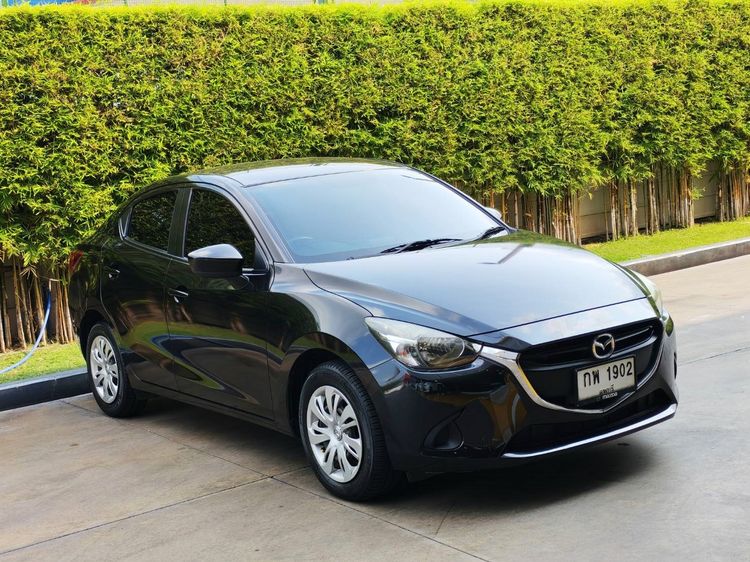 Mazda Mazda 2 2016 1.3 High Connect Sedan เบนซิน ไม่ติดแก๊ส เกียร์อัตโนมัติ ดำ รูปที่ 3