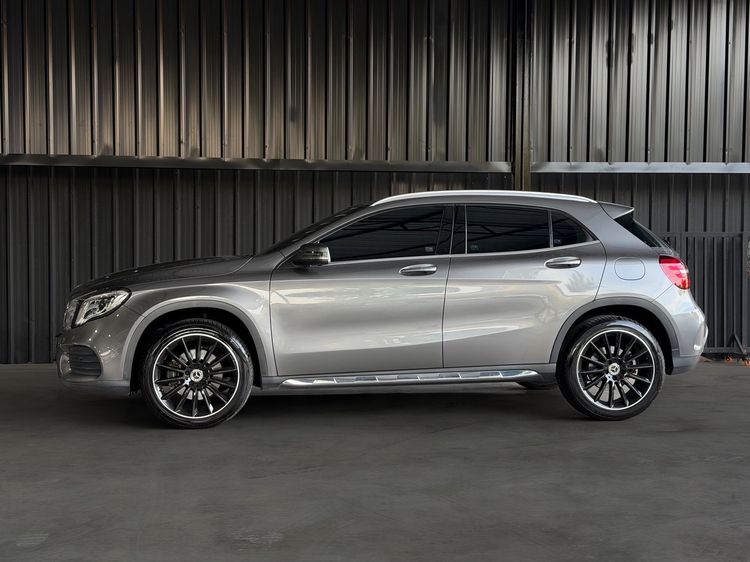 Mercedes-Benz GLA-Class 2019 GLA250 Utility-car เบนซิน เกียร์อัตโนมัติ เทา รูปที่ 3