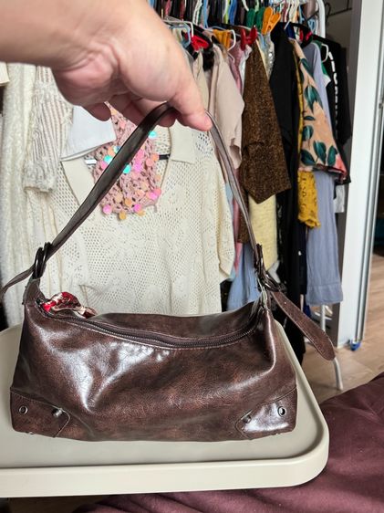 กระเป๋าสะพายไหล่น้ำตาล Hobo  รูปที่ 2