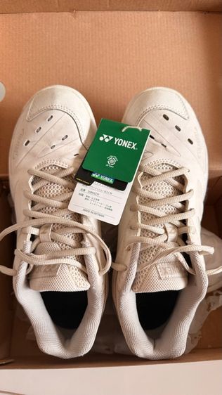 ไม่ระบุ ขาว อื่นๆ รองเท้าแบดมินตัน Yonex แท้