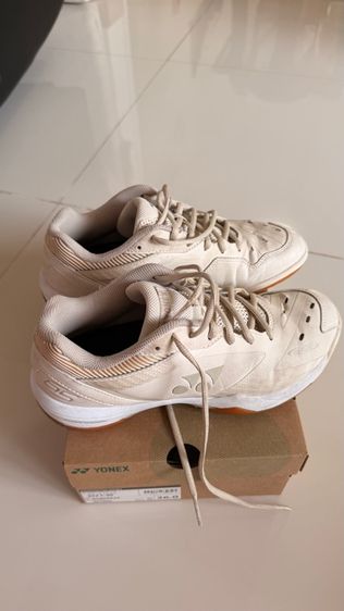 รองเท้าแบดมินตัน Yonex แท้ รูปที่ 4