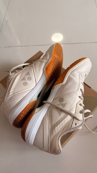 รองเท้าแบดมินตัน Yonex แท้ รูปที่ 3