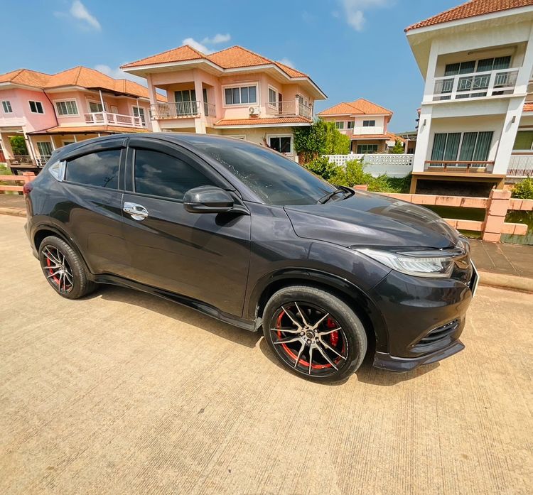 Honda HR-V 2019 1.8 RS Sedan เบนซิน ไม่ติดแก๊ส เกียร์อัตโนมัติ เทา รูปที่ 2