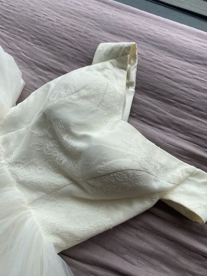 ชุดเดรสสีขาว  รูปที่ 3