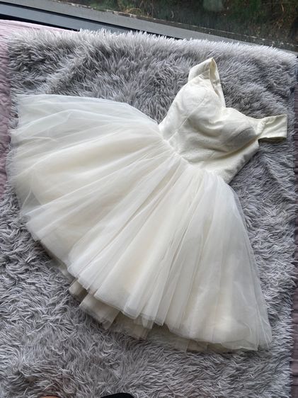 แขนสั้น S เดรส | จั๊มสูท อื่นๆ ชุดเดรสสีขาว 