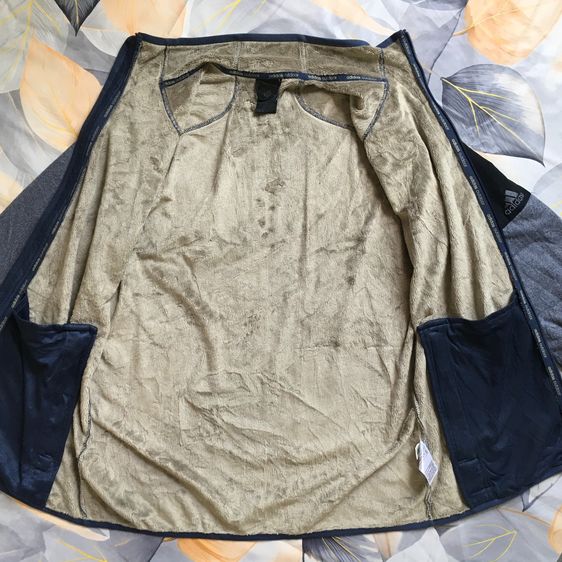 เสื้อ Adidas Outdoor แท้ เสื้อกันหนาวซับขนเป็ด (Fleece) สีเทา Melange นุ่มอุ่นพิเศษ สภาพนางฟ้า รูปที่ 9