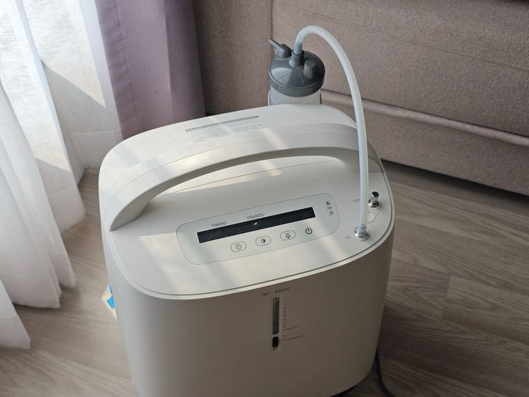 Yuwell 9F-5BW เครื่องผลิตออกซิเจน 5 ลิตร มือสอง - สภาพสวย ฟังก์ชันครบ เสียงเงียบ รูปที่ 2