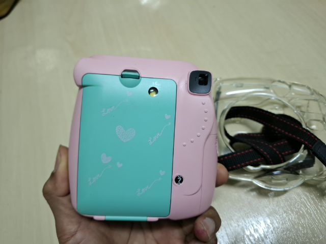 กล้องโพราลอยด์ฟูจิ สีสวยพร้อมใช้งานสภาพดีเหมือนใหม่ไม่เคยหล่นตก มีแฟลตในตัวให้ภาพคมชัด รูปที่ 4