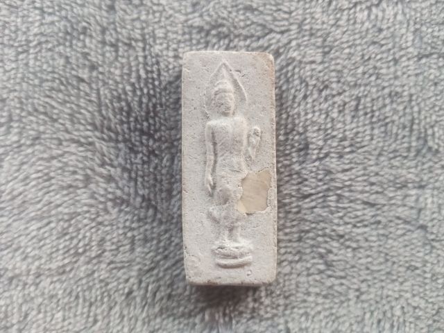 พระผงกระดูกผี