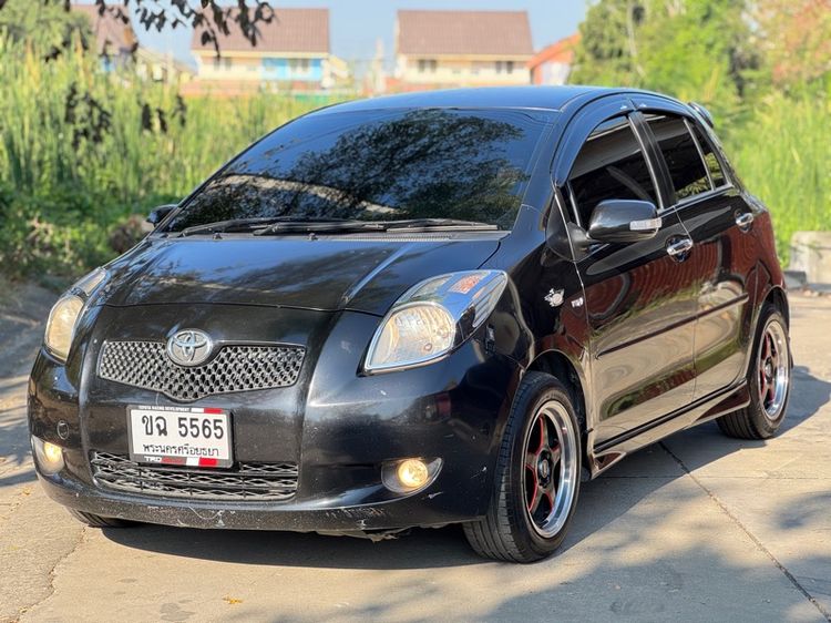 รถ Toyota Yaris 1.5 S สี ดำ