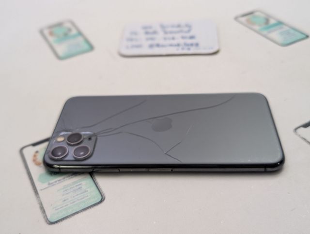 ขาย เทิร์น iPhone 11 Pro Max 512 Gb ศูนย์ไทย ขายตามสภาพ มีตัวเครื่องอย่างเดียว ไม่มีอุปกรณ์อื่น สุขภาพแบต 79 เพียง 5,990 บาท ครับ รูปที่ 4