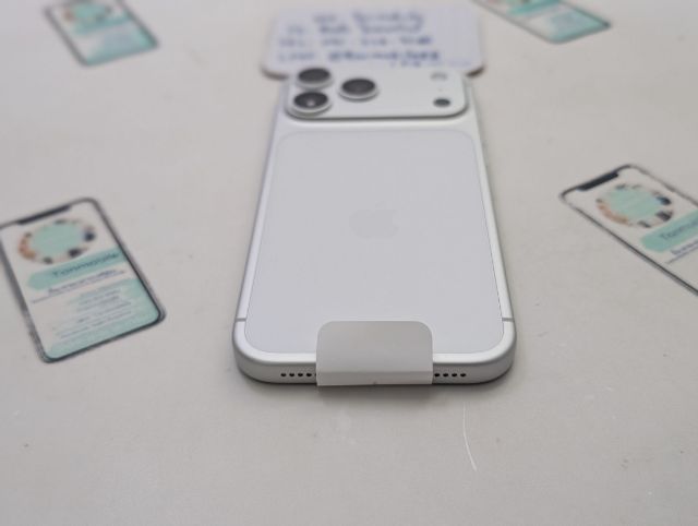 ขาย เทิร์น iPhone 17 Pro Max 256 Silver ศูนย์ไทย ของใหม่มือ 1 แกะเช็ค ประกันเดิน รอบชาร์จ 0 รอบ เพียง 45,590 บาท ครับ  รูปที่ 7