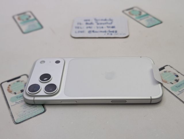 ขาย เทิร์น iPhone 17 Pro Max 256 Silver ศูนย์ไทย ของใหม่มือ 1 แกะเช็ค ประกันเดิน รอบชาร์จ 0 รอบ เพียง 45,590 บาท ครับ  รูปที่ 4