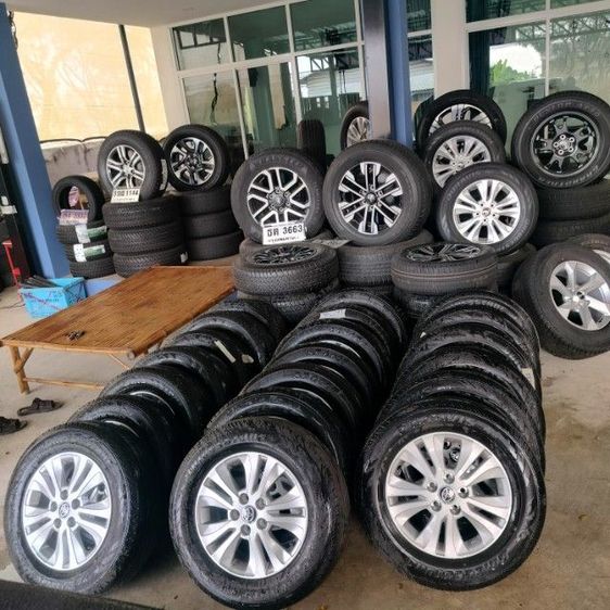 ล้อ17 ใส่วีโก้ รีโว่ ฟอจูนเนอร์
 รูปที่ 4