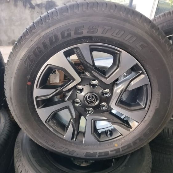 ล้อ17 ใส่วีโก้ รีโว่ ฟอจูนเนอร์
 รูปที่ 13