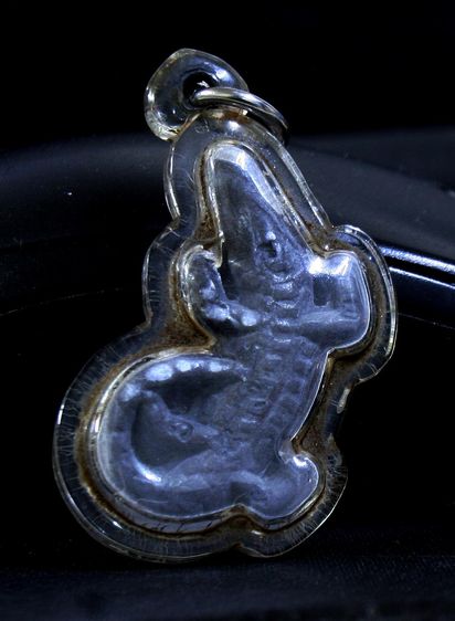 จระเข้หลวงพ่อสนิท วัดลำบัวลอย รุ่น 2 เนื้อตะกั่ว ปี 2519 จ.นครนายก พร้อมเลี่ยม ใช้ดีมาก รูปที่ 2