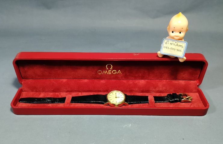 นาฬิกาวินเทจ OMEGA DE VILLE ปี 1977