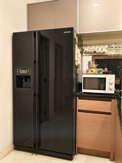 ขายตู้เย็น Samsung ขนาด 21 คิว (2 ประตู side by side) พร้อมใช้งาน