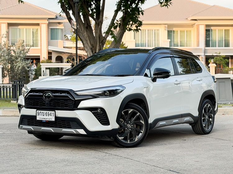 Toyota Corolla Cross 2022 1.8 Hybrid Premium Safety GR Sport Utility-car เบนซิน ไม่ติดแก๊ส เกียร์อัตโนมัติ ขาว