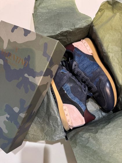 รองเท้าผ้าใบ Valentino รุ่น Rockrunner Size 38 แบรนด์เนม ของแท้ มือ2 รูปที่ 8