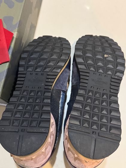 รองเท้าผ้าใบ Valentino รุ่น Rockrunner Size 38 แบรนด์เนม ของแท้ มือ2 รูปที่ 5