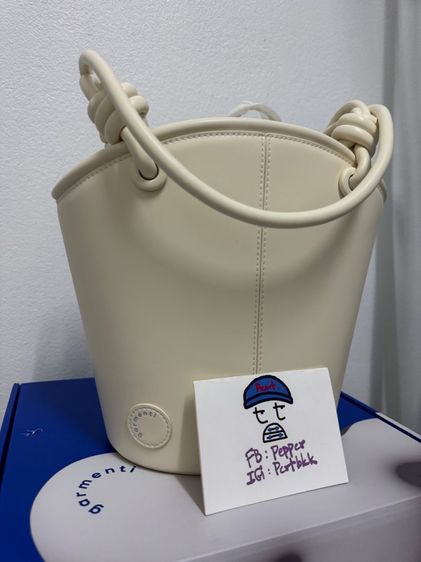 กระเป๋า Garmenti 