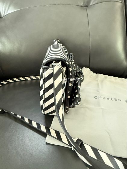 New Charles and Keith ลายขาวดำ รูปที่ 5