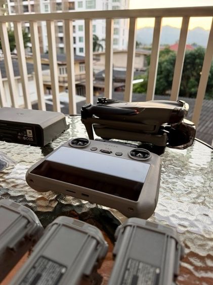 DJI Air 3 Fly More Combo LIKE NEW รูปที่ 4