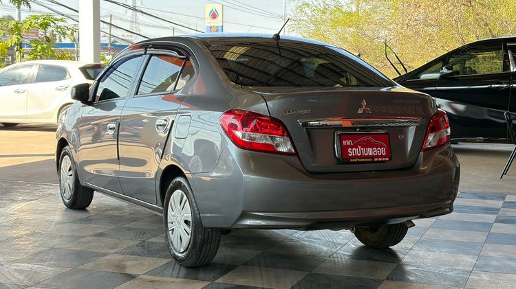 Mitsubishi Attrage 2018 1.2 GLX Sedan เบนซิน ไม่ติดแก๊ส เกียร์อัตโนมัติ บรอนซ์เงิน รูปที่ 4
