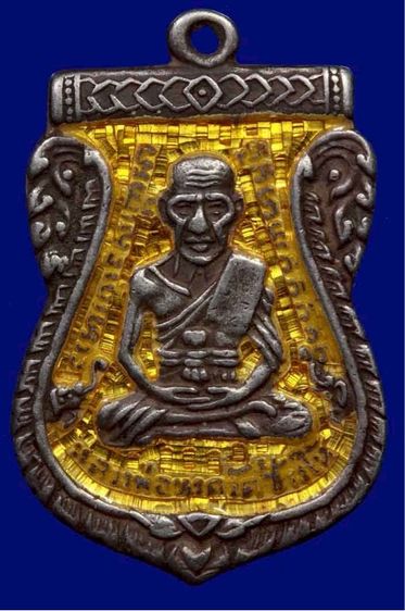 เหรียญเสมาหลวงพ่อทวดเนื้อเงินลงยา