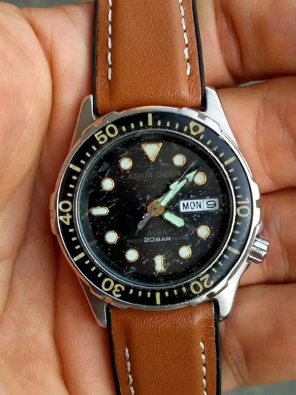 นาฬิกา Alba ถ่าน ทรงดำน้ำ
สภาพดี เดินดี ใช้งานปกติ 