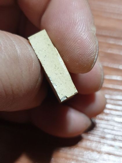 พระสมเด็จรุ่นเสาร์ 5 หลวงพ่อรวยวัดตะโกปี 40 กับ พระปิดตาพิมพ์หลวงปู่เอี่ยมวัดสะพานสูง พอกครั่งไม่ทราบว่ารับผิดที่ออก ให้ 2 องค์ 500 บาท รูปที่ 11