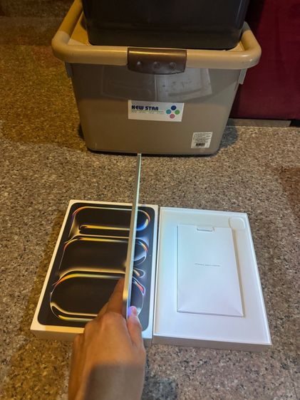 ขายiPadPro11นิ้วM4สีหายากSilver256กิ๊กยกกล่องอีมี่ตรงสวยๆใช้งานดีทุกๆฟังชั่นถูกมากกก รูปที่ 5