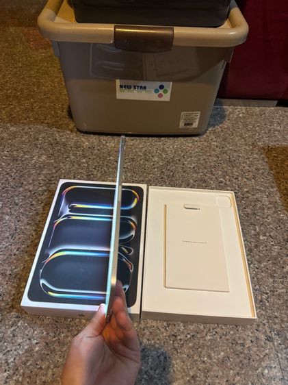 ขายiPadPro11นิ้วM4สีหายากSilver256กิ๊กยกกล่องอีมี่ตรงสวยๆใช้งานดีทุกๆฟังชั่นถูกมากกก รูปที่ 6