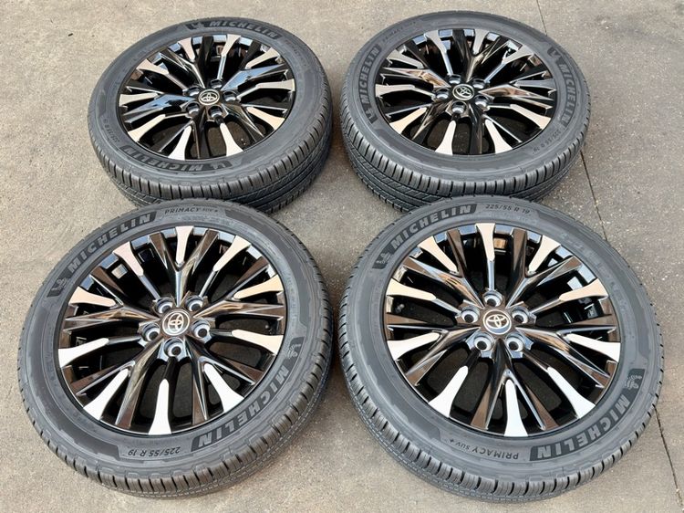 ล้อแม็กNew Toyota Alphard Sc40 19"ยางปี26 รูปที่ 5