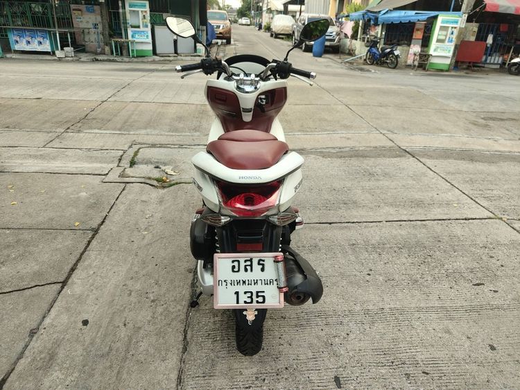🛵ยังไงก็ขาย PCX 150 ปี 56 เครื่องดี สีสวย สตาร์ทมือ(บังคับโอน) เล่มชุดโอนครบ+เปลี่ยนถ่ายน้ำมันเครื่องฟรี ส่งฟรี30 ก.ม รูปที่ 5