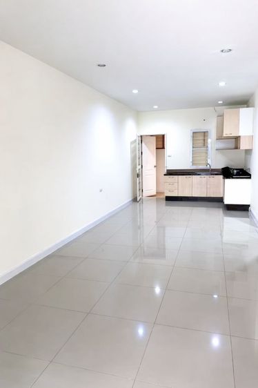 ไม่มี ขายทาวน์โฮม 2 ชั้น ไอลีฟ ทาวน์ พระราม 2 กม.14 พันท้ายนรสิงห์ พร้อมอยู่ รูปที่ 2