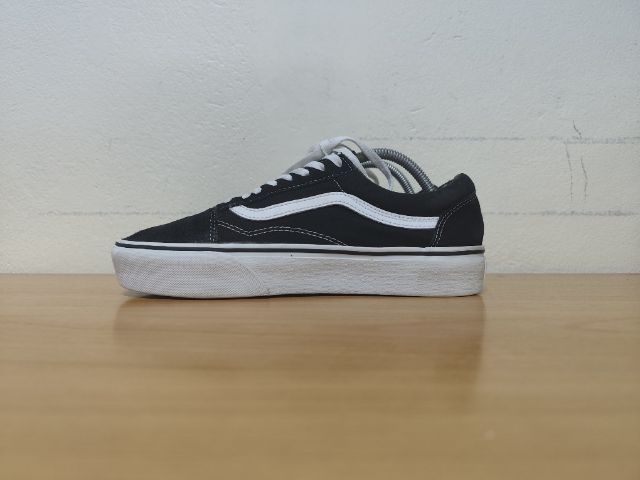 VANS  O 42.0 27.0 แท้ มือสอง รูปที่ 2